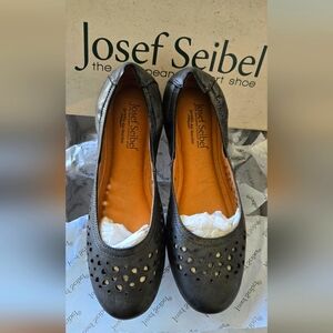 Josef Seibel Women’s Pippa 29 Black Nesty Oil Burnish Leather Ballet Flat Sz 37